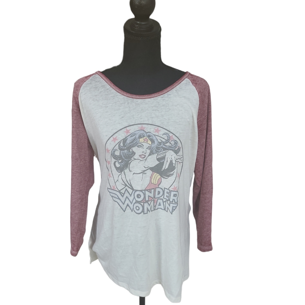 NWT DC Comics Wonder Women long sleeve shirt